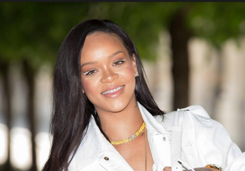 Wow! Rihanna Luncurkan Produk Makeup Terbarunya, Kayak Apa nih?