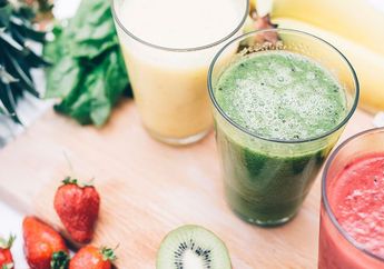 3 Jenis Minuman Smoothies Ini Dapat Membuat Rambut Lebih Berkilau Alami!