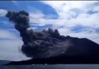 Gunung Anak Krakatau Alami Erupsi, ini Bedanya dengan Gunung Krakatau