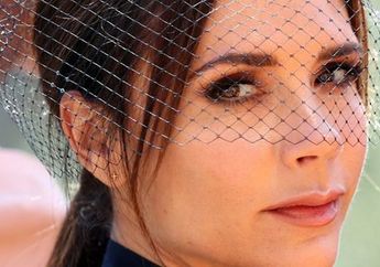 Super Stunning! Ngedate Bareng Anak Sulungnya, Penampilan Victoria Beckham Bak Anak Gadis