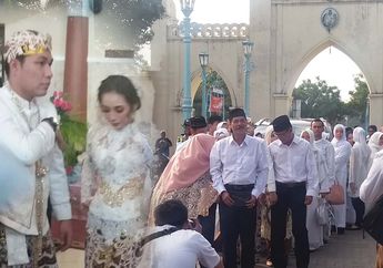 VIDEO : Kedatangan Rombongan Keluarga Rizal Armada Sebelum Akad Nikah