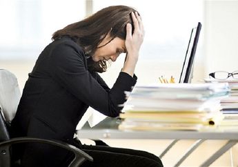 9 Tanda Wanita Sedang Stres, Kenali Sejak Dini Agar Tak Berakibat Buruk