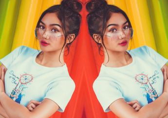 Tampil Cetar dengan Rambut Curly, Marion Jola Sukses Curi Perhatian, Pangling Banget!