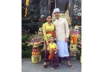 Happy Salma Mengaku Bersyukur Rayakan Hari Keluarga Nasional