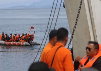 Jenazah Korban KM Sinar Bangun Terlilit Ganggang di Dasar Danau, Tim SAR Masih Cari Cara Mengevakuasinya