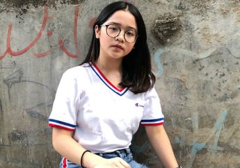 Kepoin Penampilan Boyish Cinta Kuya yang Imut-imut dengan Hot&nbsp;Pants dan T-shirt