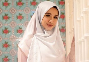 Baju Batik Laudya Cynthia Bella Sukses Banjir Pujian Ketika Hadiri Acara di Malaysia