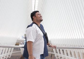 Ajak Anak Buah, Liburan Ivan Gunawan Tetap Diselipkan Pekerjaan!