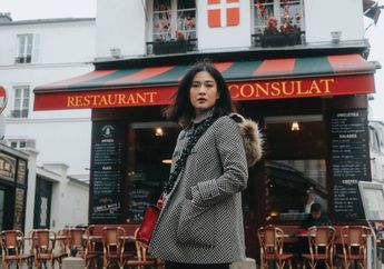 Yuk Lihat Koleksi Tali Tas Mewah Dian Sastrowardoyo yang Harganya Fantastis!