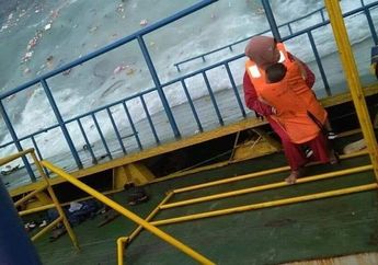 Beredar Video Kepanikan Penumpang KM Lestari Maju Saat Mengetahui Kapal Hendak Tenggelam
