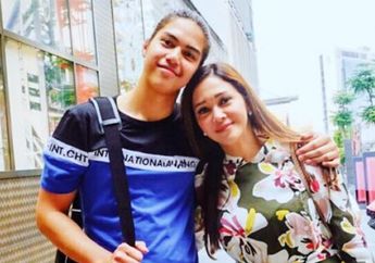El Rumi Genap Berusia 25 Tahun, Maia Estianty Posting Foto dan Video Ini dan Ungkap Pesan Sendu: Pernah Lama Tak Menyentuhmu