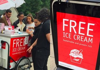 Gratis sih, Tapi Siapa yang Berani Coba Eskrim ini Jika Tahu Isinya