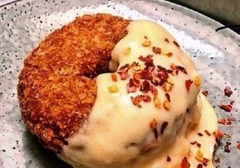 Makanan Hits Australia Ini Sepintas Penampakannya Mirip Donat Goreng Mie!