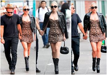 Tampil dengan Gaya Rock, Lady Gaga Kenakan Dress Motif Leopard dan Jaket Kulit