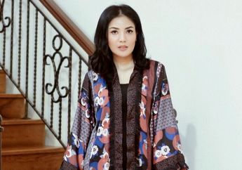 Inspirasi Office OOTD ala Nindy Parasady, Contek yuk Biar Kamu Makin Semangat ke Kantor!