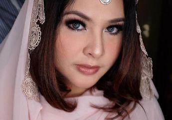 Pamer Real Freckles, Audy Item Banjir Pujian!