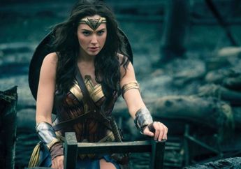 Kenakan Baju Superhero, Gal Gadot Hibur Pasien di Rumah Sakit Anak-anak