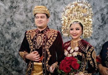 Pakai Adat Padang di Resepsi Nikah, Chikita Meidy Gunakan Suntiang Seberat 5 Kilogram!