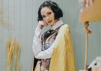 Hadiri Undangan Michael Kors, Andien Aisyah Bergaya Vintage di New York Fashion Week