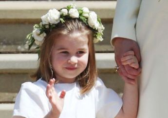 Deretan Foto Ini Buktikan Bahwa Putri Charlotte Calon Ratu yang Hangat