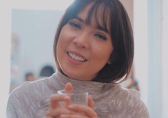 Fitri Tropica Putuskan untuk Berhijab!