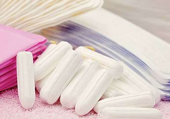 Saat Menstruasi, Seberapa Sering sih Kita Harus Ganti Pembalut?