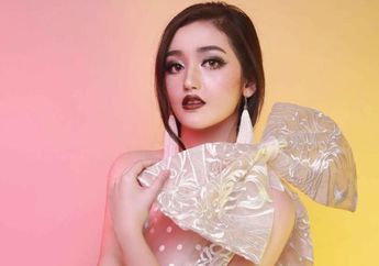 Tampil Tanpa Makeup, Potret Cantik Ranty Maria Ini Sukses Jadi Sorotan Netizen