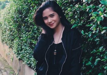 Penampilan Edgy ala Tissa Biani dengan Layer Skirt, Kece Banget!