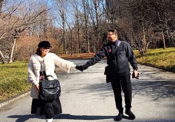 22 Menikah, Umar Lubis dan Ravelra Ruth Masih Kayak Orang Pacaran