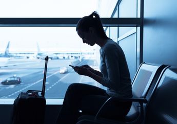 9 Tips Atasi Jet Lag Penerbangan Jauh, Agar Tubuh Tidak Sakit 