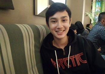 Clay Gribble Ungkap Dirinya dan Ibunda Alami Kejadian Horor Saat Syuting