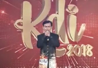 Lolos ke Babak Selanjutnya, Peserta Kontes Dangdut Ini Sujud di hadapan Para Juri