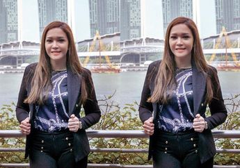 Anggunnya Maia Estianty Saat Berpose di Pinggir Kolam Renang, Flat Shoes Dipakai Tak Kalah Curi Perhatian