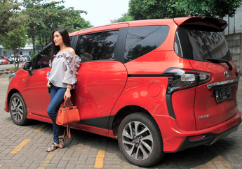 Tips Make up Simpel Natural di Mobil yang Hasilnya Tetap Rapi Buat Kamu yang Super Sibuk