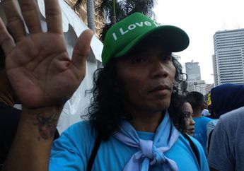 Astaga, Kaka dan Ridho Slank Terkejut Banyak Ikan Makan Sampah di Laut