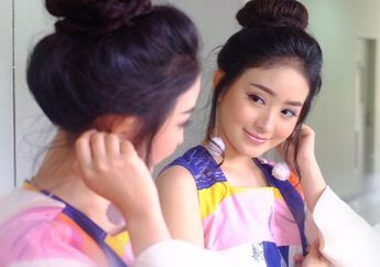 Biasa Bergaya Kalem, Natasha Wilona Tampil Nyentrik dengan Makeup Colorful, Makin Cute!