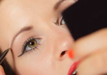 Tak Hanya Keriput, Alis Mengecil dan Tipis Tanda Penuaan Dini?