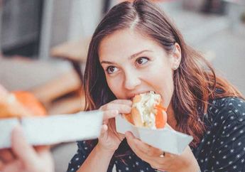 Inilah Alasan Mengapa Saat Menstruasi Bikin Kita Ingin Makan Lebih Banyak