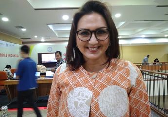 Donna Agnesia Ngaku Pusing Lihat Pelajaran Sekolah Anak Sekarang