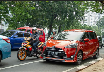 Biar Nggak Mati Gaya di Dalam Mobil, Lakukan 5 Cara Seru Ini Saat Macet 