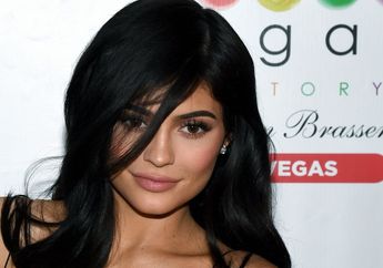 Ngeri! Pengalaman Buruk Perawatan Kecantikan Seleb Hollywood Ini Bikin Kapok