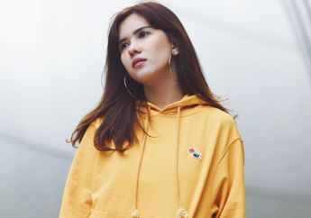 Lihat yuk Penampilan Feminin Michelle Joan dengan Jumpsuit yang Bergaya Kasual!