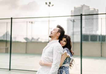 Denny Sumargo Sudah Prewed dan Pamer Cincin, Kapan Nikahnya?