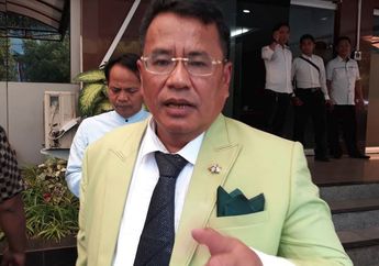 Hotman Paris Pilih Buka Warung Kopi di Pantai Bali Daripada Kelamaan Tinggal di Jakarta