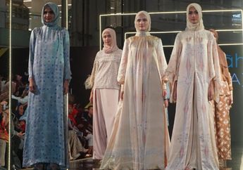 Berkolaborasi dengan Wardah, Khanaan Shamlan Tampilkan Koleksi Bertajuk Saba di Panggung Jakarta Modest Fashion Week