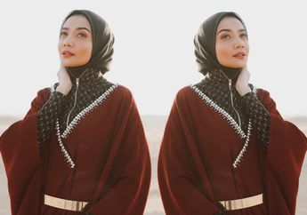 4 Mix and Match Pleated Skirt ala Zaskia Sungkar yang Feminin dan Modis Abis