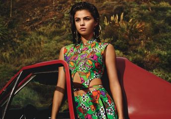 Biasa Tampil Kasual dan Manis, Selena Gomez Kini Memperlihatkan Sisi Rock and Roll, Seperti Apa?
