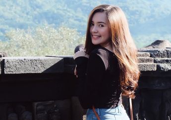 Inspirasi Outfit Feminin ala Beby Tsabina, Bikin Kamu Jadi Makin Stylish!