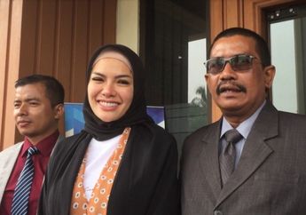 Perdana Hadapi Sidang Itsbat, Nikita Mirzani Dapat Nasihat dari Majelis Hakim