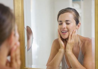 Rekomendasi Essence untuk Kulit Berminyak, Mudah Menyerap dan Gak Lengket!